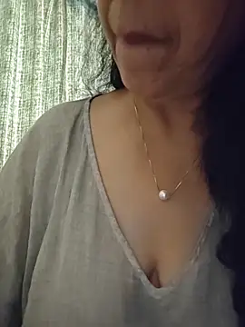 Susannemilf online show from March 2026 05:10:02 AM