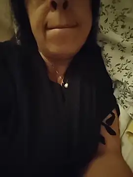 Susannemilf online show from March 2026 06:02:01 PM