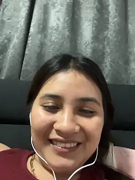  Bellatrixy  online show from April 2026 04:44:01 PM
