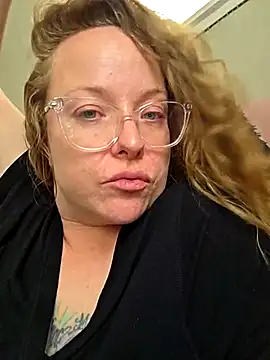 julimonroe online show from March 2025 08:09:02 PM