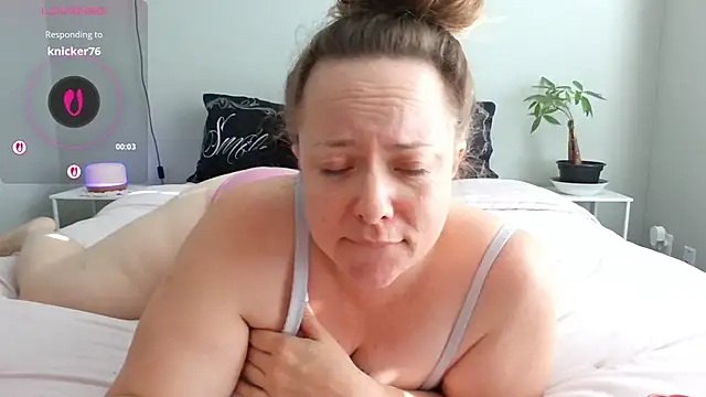 julimonroe online show from March 2026 03:07:02 PM