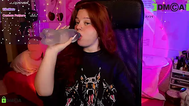 StellaMilla online show from June 2026 10:15:01 PM