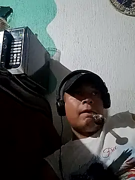 Snapshot of Noctucrasy247 chatting on December 2024 05:18:02 AM Noctucrasy247 online show from December 2024 05:18:02 AM