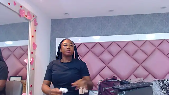 DanielaDuff online show from March 2026 07:39:01 PM