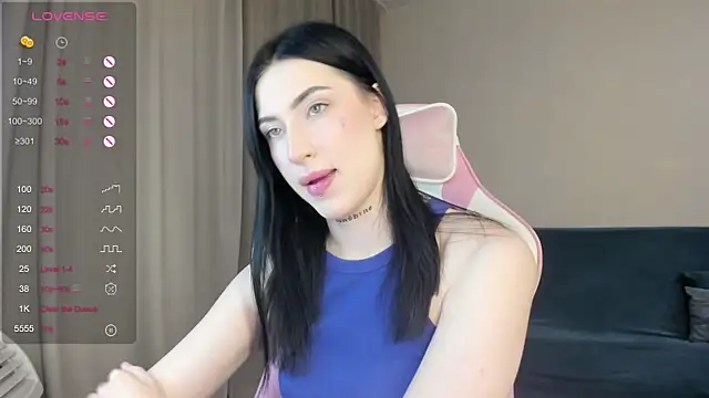Snapshot of JenniferQueen11 chatting on December 2024 12:44:02 PM JenniferQueen11 online show from December 2024 12:44:02 PM