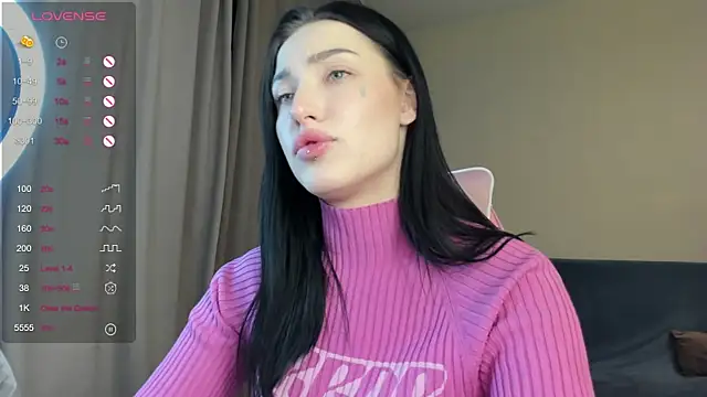 Snapshot of JenniferQueen11 chatting on February 2025 04:54:01 PM JenniferQueen11 online show from February 2025 04:54:01 PM
