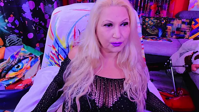 mature lisa naughty online show from October 2025 08:31:02 PM