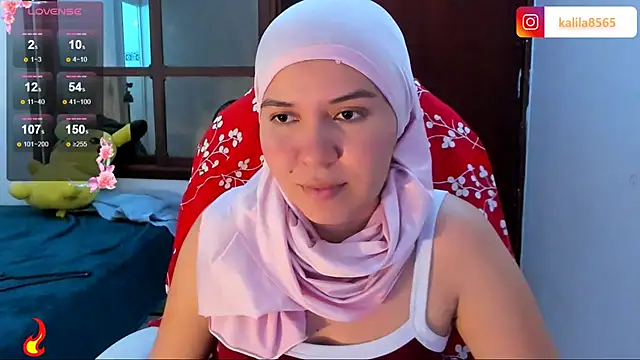 MatchedEyebrow online show from October 2025 11:05:02 PM