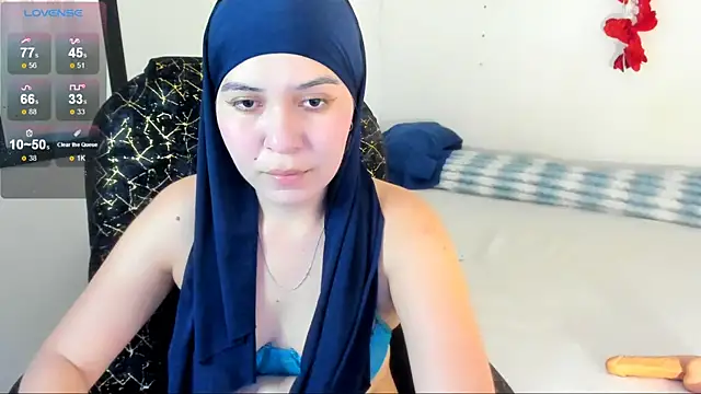 Snapshot of MatchedEyebrow chatting on May 2026 07:52:01 PM MatchedEyebrow online show from May 2026 07:52:01 PM