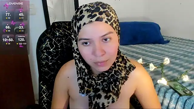 Snapshot of MatchedEyebrow chatting on June 2026 09:27:01 PM MatchedEyebrow online show from June 2026 09:27:01 PM