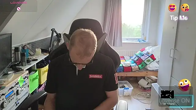 sexmenlion online show from May 2026 06:03:01 PM