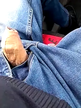 Snapshot of feet_toes chatting on March 2025 01:23:02 PM feet toes online show from March 2025 01:23:02 PM