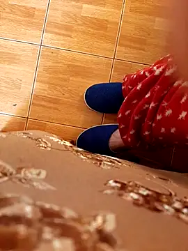 Snapshot of feet_toes chatting on October 2025 05:41:02 AM feet toes online show from October 2025 05:41:02 AM