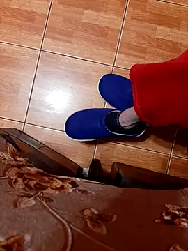 feet toes online show from January 2026 05:32:02 AM