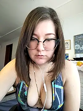 HunnyyLove online show from March 2025 04:46:01 PM