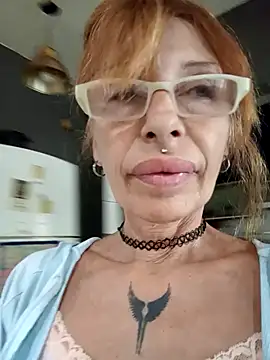 FrozenWaffle online show from December 2025 04:23:02 PM