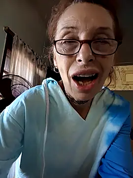 FrozenWaffle online show from April 2026 02:44:01 PM