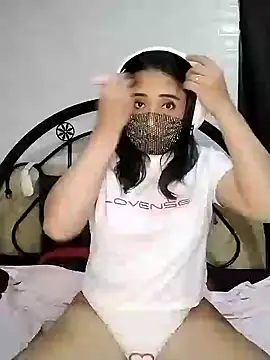  Shimmerlyn  online show from December 2024 04:59:02 PM