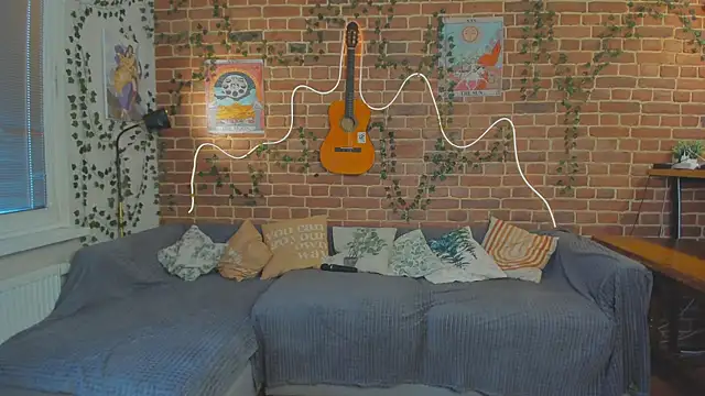 yamy yamy yamy online show from November 2025 10:50:02 AM