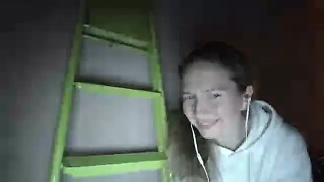 Snapshot of Sexy_MargoX_ chatting on January 2025 12:36:01 AM Sexy MargoX online show from January 2025 12:36:01 AM