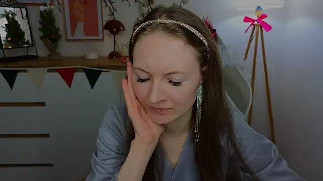 freya nilsson online show from December 2024 12:42:01 PM