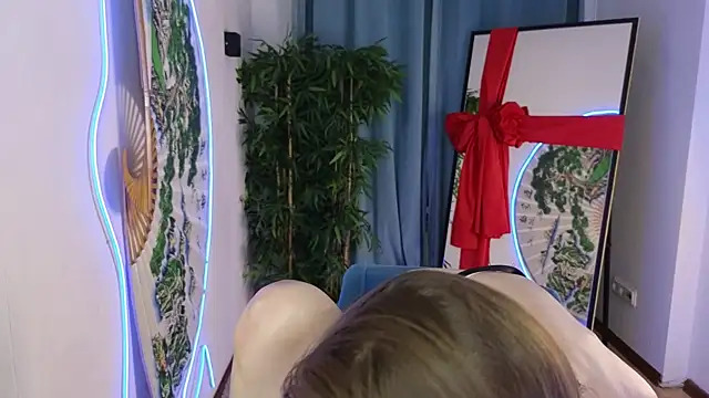 freya nilsson online show from January 2025 12:24:02 PM