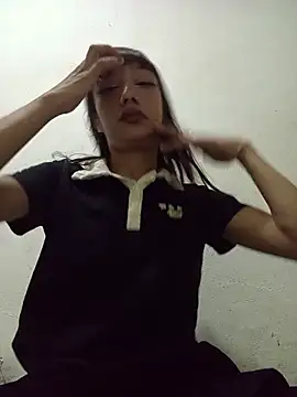 Karmakuro online show from April 2026 11:02:01 PM