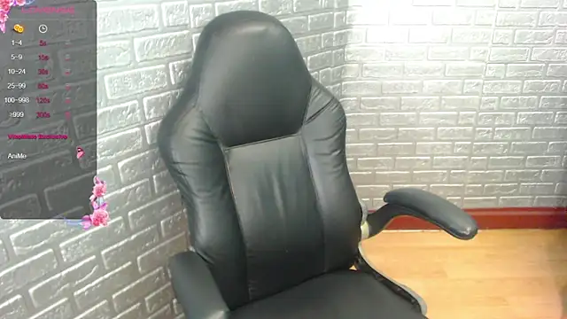 Snapshot of Amy_Ronan chatting on October 2025 06:09:01 PM Amy Ronan online show from October 2025 06:09:01 PM