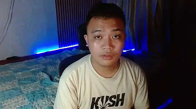 xsweetasian69x online show from January 2025 05:02:01 PM