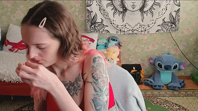 Cutie Adelia online show from April 2026 12:03:01 PM