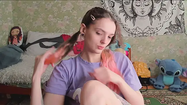 Snapshot of Cutie_Adelia chatting on May 2026 10:34:01 AM Cutie Adelia online show from May 2026 10:34:01 AM