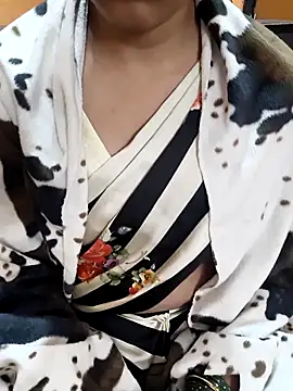 Diya 143 online show from November 2025 07:33:02 AM