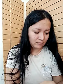 Arisha34 online show from February 2025 03:49:01 PM