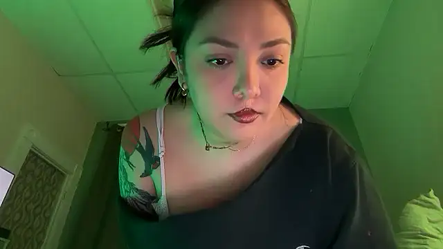 nativepumpkin95 online show from April 2026 02:58:01 AM