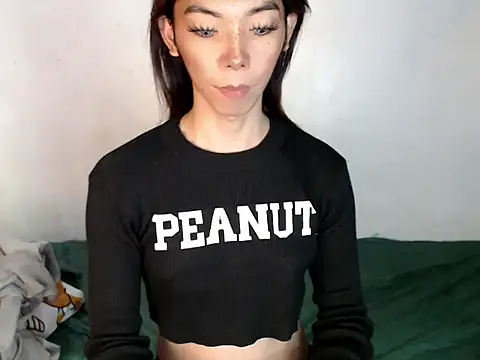 Snapshot of perly_169 chatting on December 2024 06:54:02 AM perly 169 online show from December 2024 06:54:02 AM