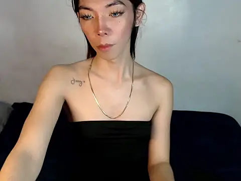 Snapshot of perly_169 chatting on December 2024 12:01:01 AM perly 169 online show from December 2024 12:01:01 AM