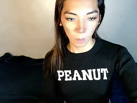 Snapshot of perly_169 chatting on January 2025 01:34:01 PM perly 169 online show from January 2025 01:34:01 PM