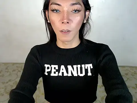 Snapshot of perly_169 chatting on March 2025 04:39:02 PM perly 169 online show from March 2025 04:39:02 PM