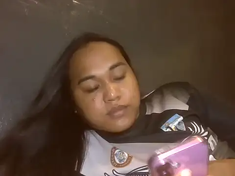 Snapshot of bettina_love chatting on June 2026 04:55:01 PM bettina love online show from June 2026 04:55:01 PM