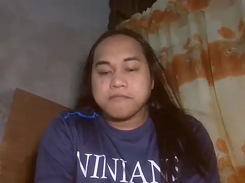 Snapshot of bettina_love chatting on July 2026 12:31:01 PM bettina love online show from July 2026 12:31:01 PM