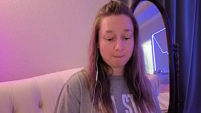 Vivian MayXxX online show from December 2025 10:15:01 PM