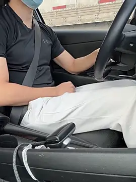 1714914111 online show from December 2025 04:02:01 PM