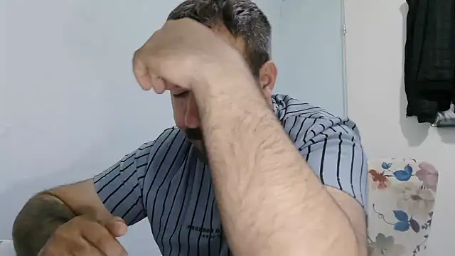 ZYXEL353 online show from April 2026 10:44:02 PM