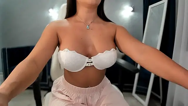 Snapshot of _missperfection_ chatting on June 2026 01:39:01 AM missperfection online show from June 2026 01:39:01 AM