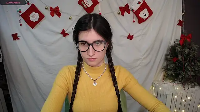 MaryEm976 online show from December 2024 12:44:02 PM