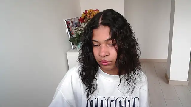 dark enchantress  online show from January 2025 10:28:02 PM