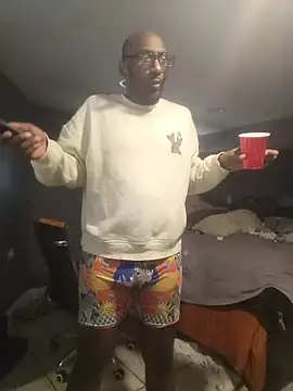 Snapshot of PartyAnimalfreak chatting on February 2026 05:52:01 PM PartyAnimalfreak online show from February 2026 05:52:01 PM