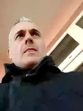 Snapshot of pussylove39 chatting on January 2025 11:35:01 AM pussylove39 online show from January 2025 11:35:01 AM