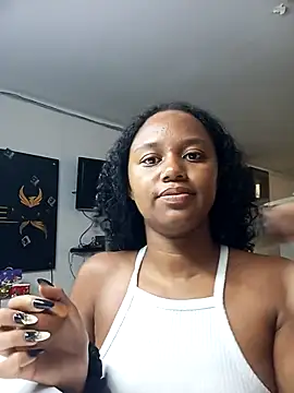 MAILYN ER online show from November 2025 01:21:02 PM