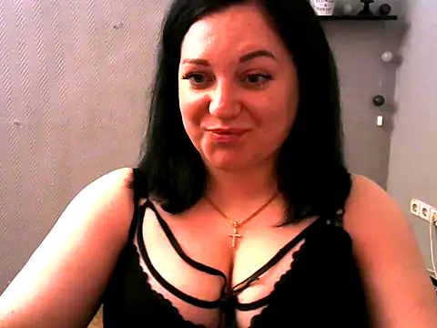 Snapshot of AmanaGi chatting on January 2025 12:29:02 PM AmanaGi online show from January 2025 12:29:02 PM